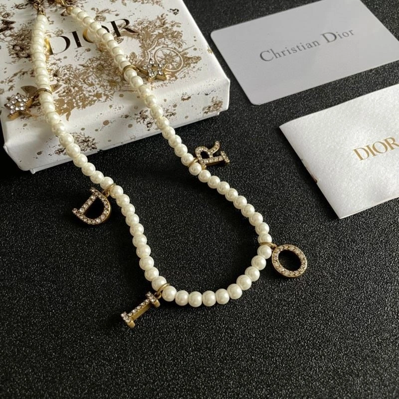 Stretchable Christian Dior Necklaces 233791