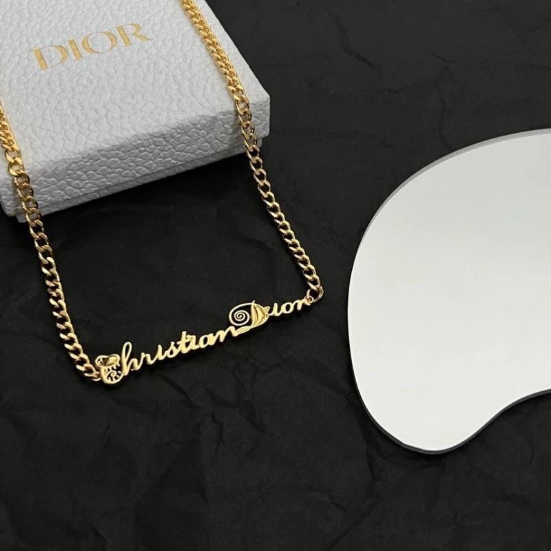 WellDesigned Christian Dior Necklaces 233776