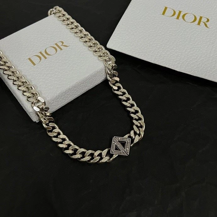 Christian Dior Necklaces Packable 233774