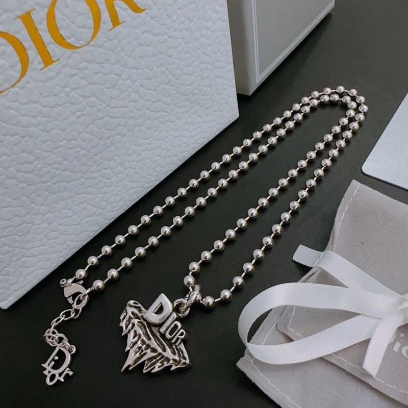 Comfortable Christian Dior Necklaces 233768