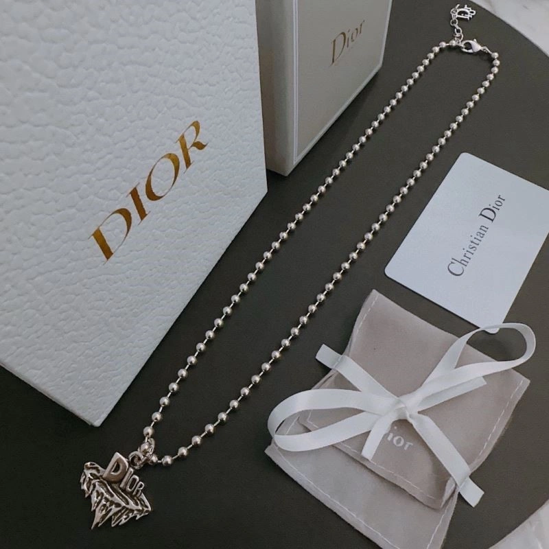 Comfortable Christian Dior Necklaces 233768