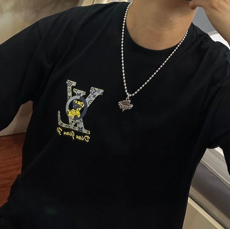 Comfortable Christian Dior Necklaces 233768