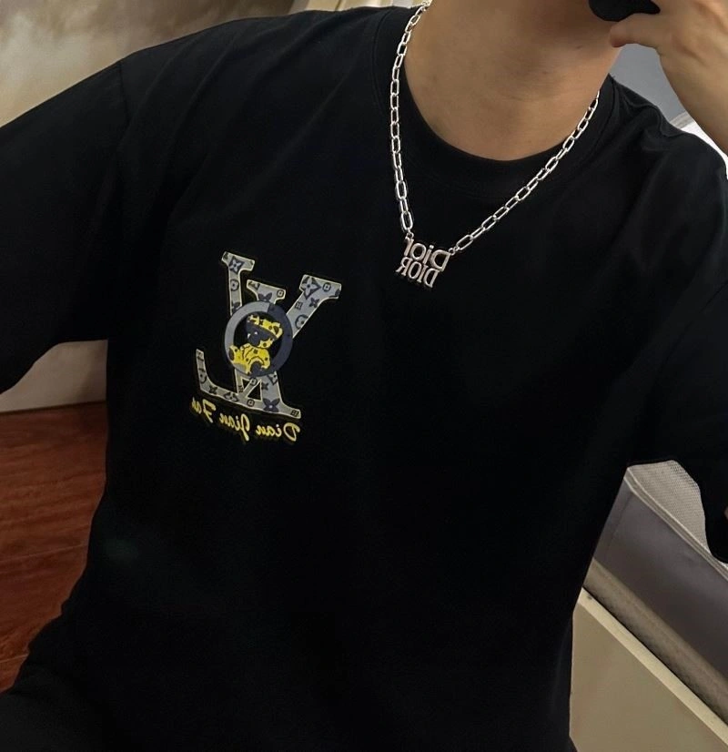 Reliable Christian Dior Necklaces 233770