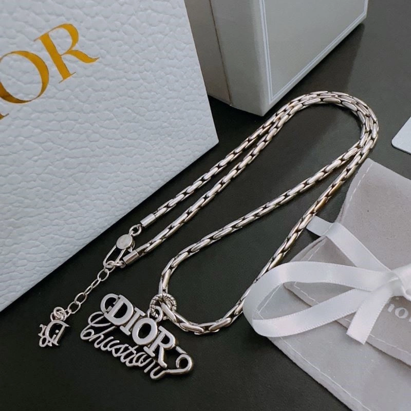 Christian Dior Necklaces SmoothTexture 233806