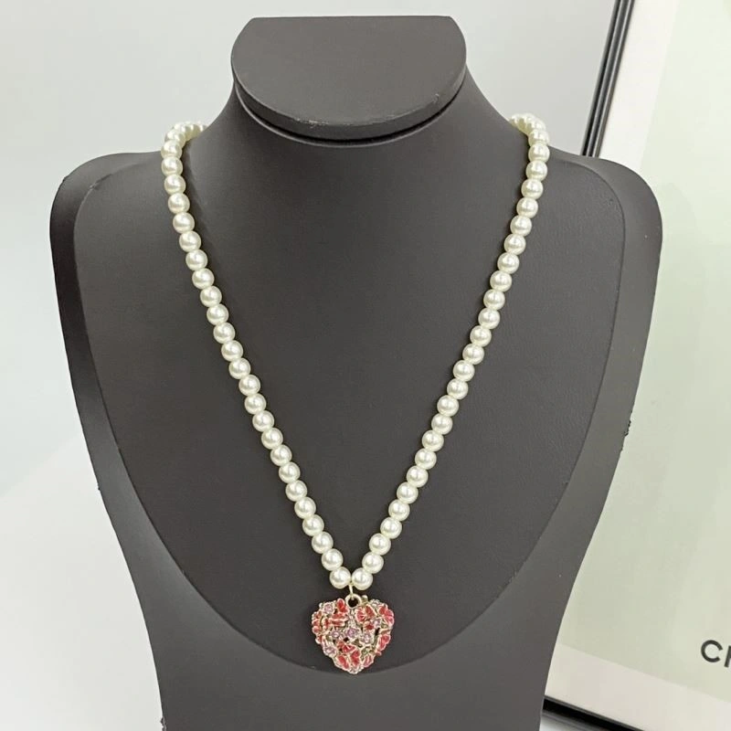 Christian Dior Necklaces Elegant 233759