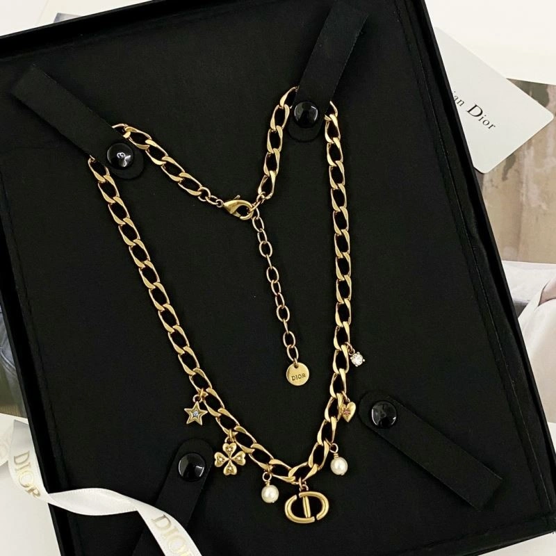 Christian Dior Necklaces Cozy 233760