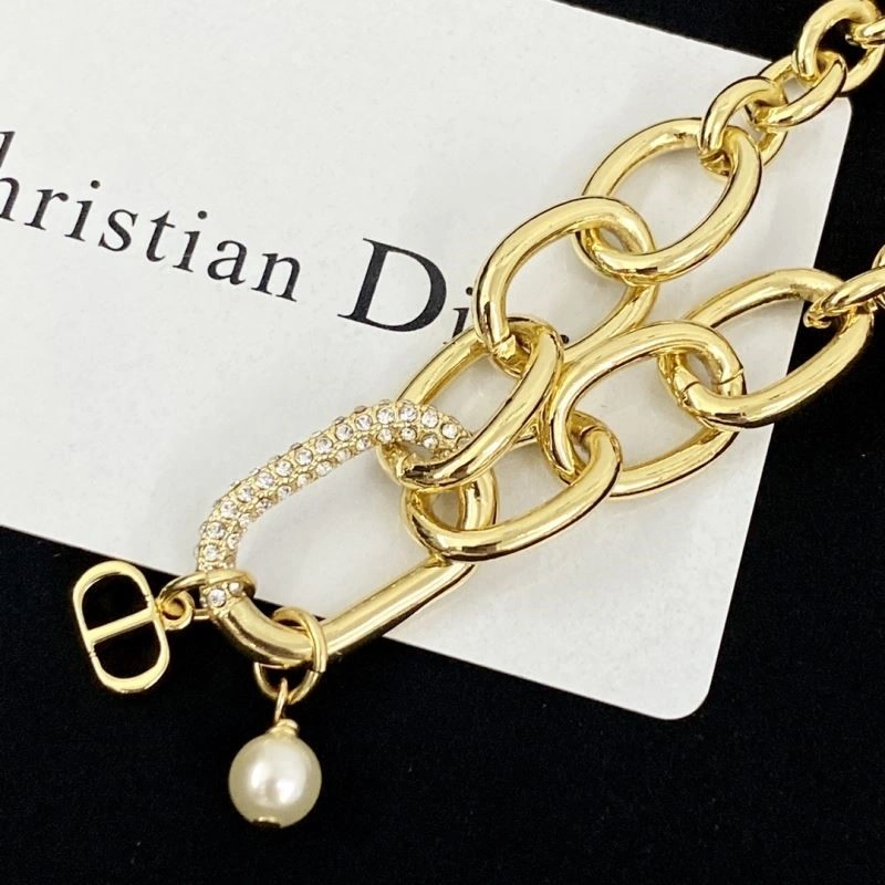 Soft Christian Dior Necklaces 233748