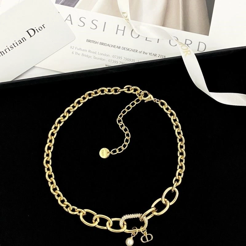 Soft Christian Dior Necklaces 233748