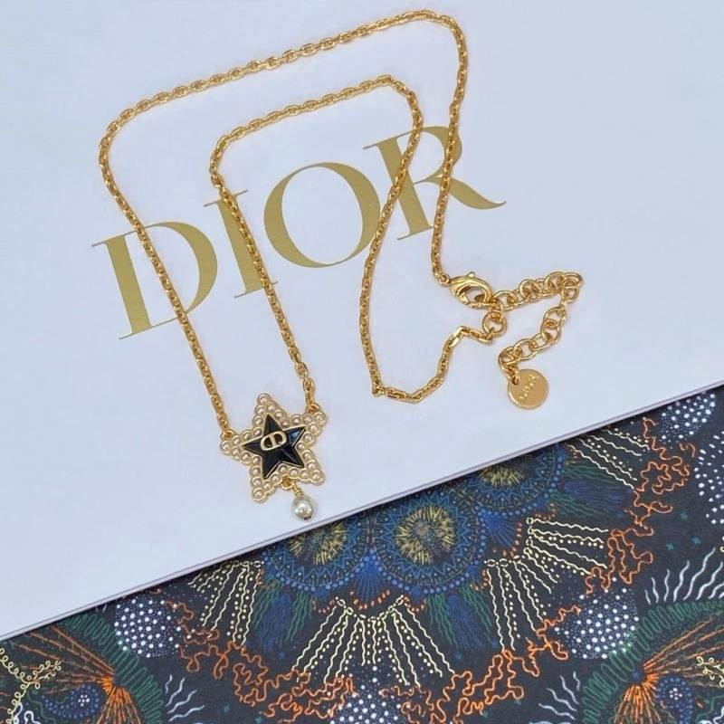 Christian Dior Necklaces Packable 233857