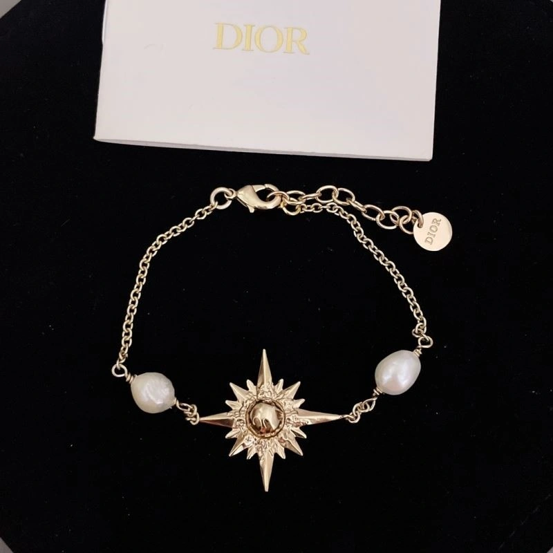 Durable Christian Dior Necklaces 233749
