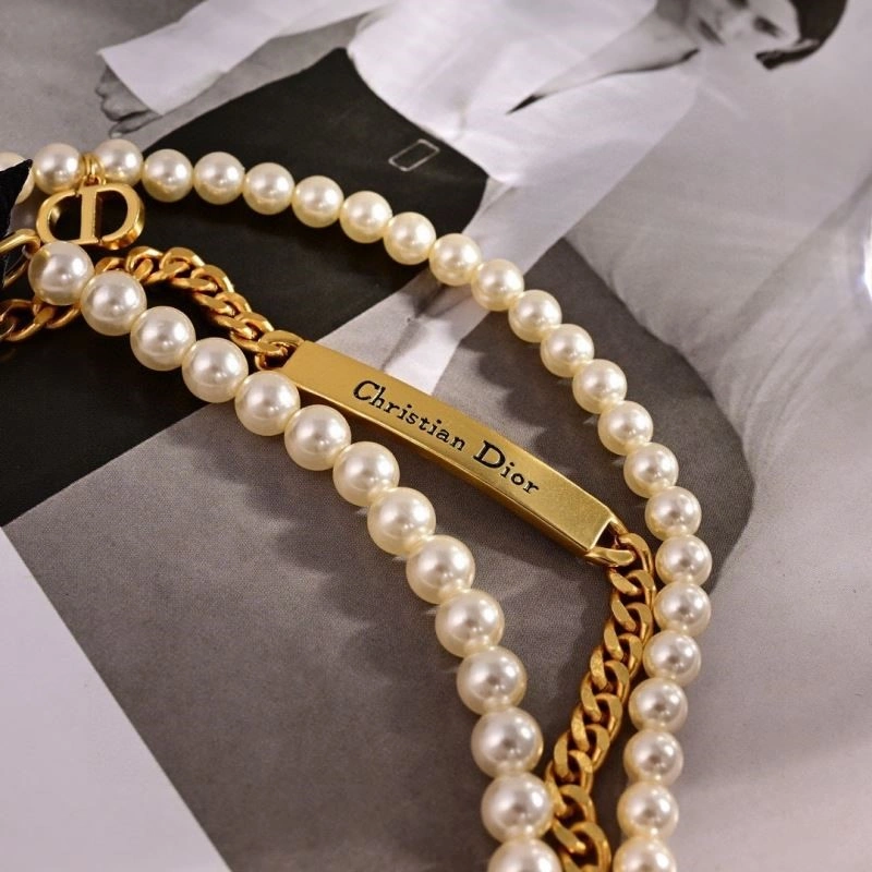 Contemporary Christian Dior Necklaces 233747