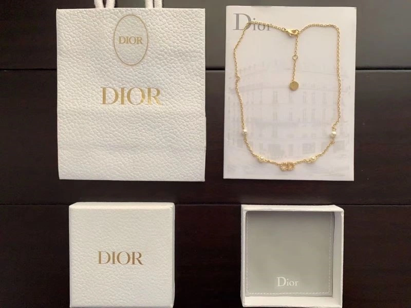 Trendy Christian Dior Necklaces 233744