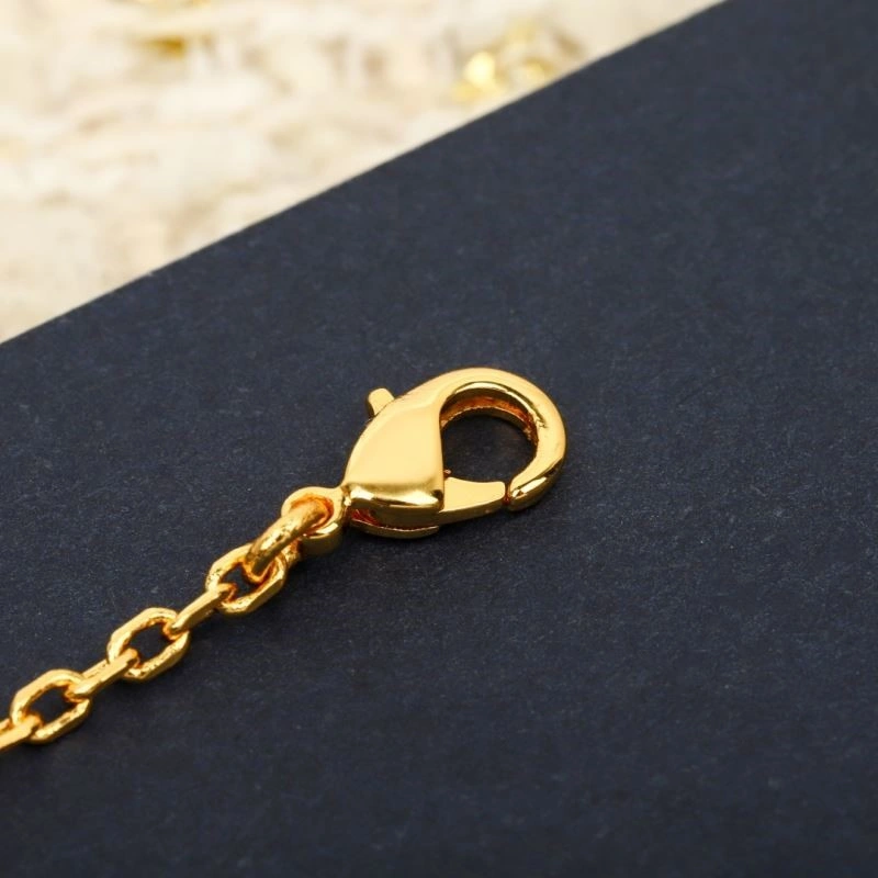 Timeless Christian Dior Necklaces 233757