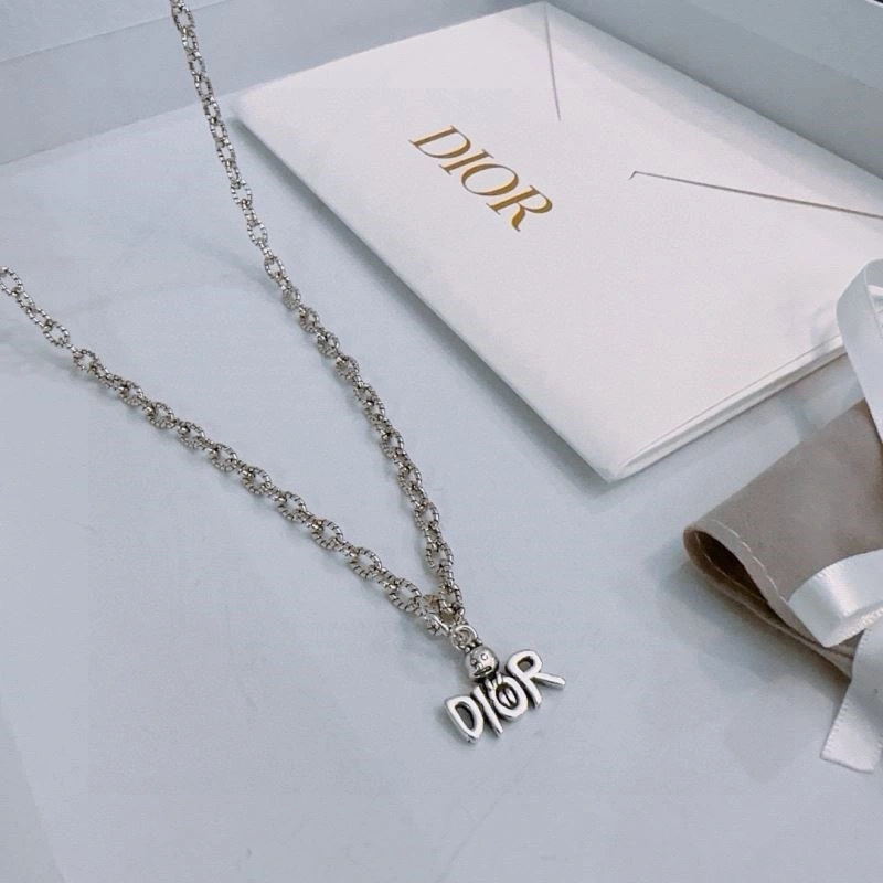 FastDry Christian Dior Necklaces 233733