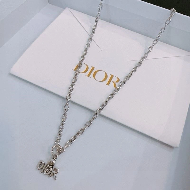FastDry Christian Dior Necklaces 233733