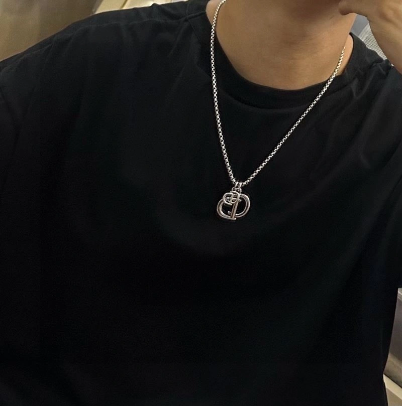 Packable Christian Dior Necklaces 233734