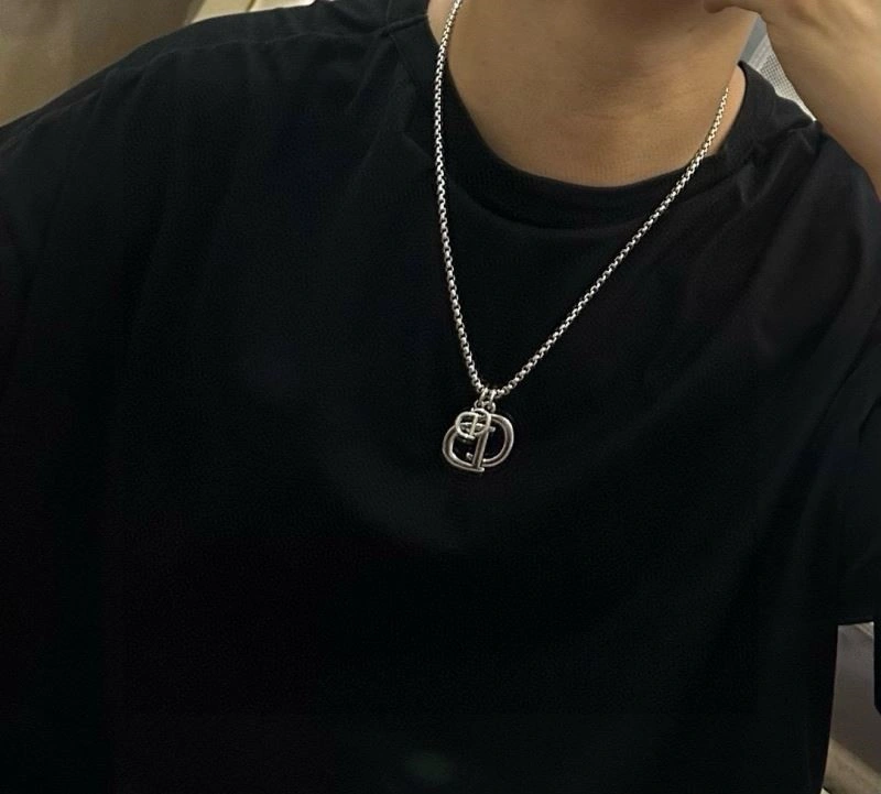 Packable Christian Dior Necklaces 233734