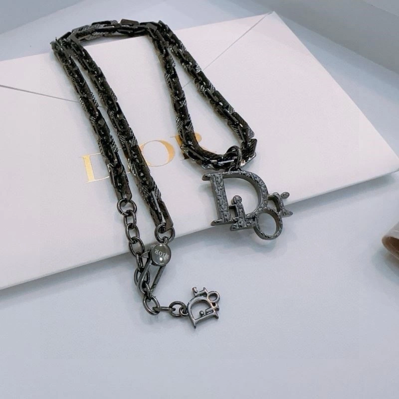 Christian Dior Necklaces TimelessDesign 233731