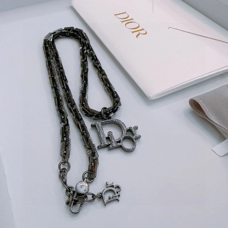 Christian Dior Necklaces TimelessDesign 233731