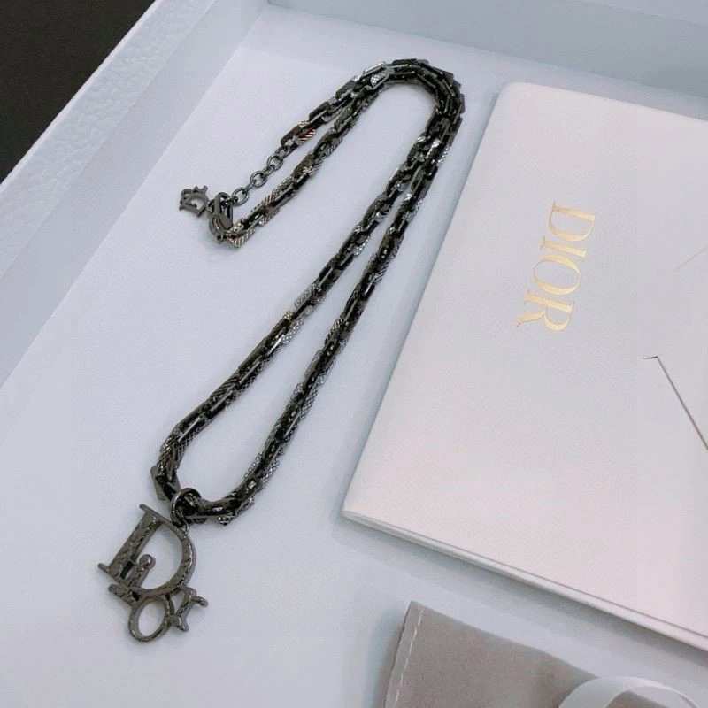 Christian Dior Necklaces TimelessDesign 233731