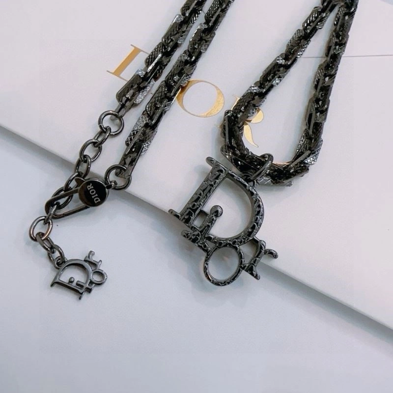 Christian Dior Necklaces TimelessDesign 233731