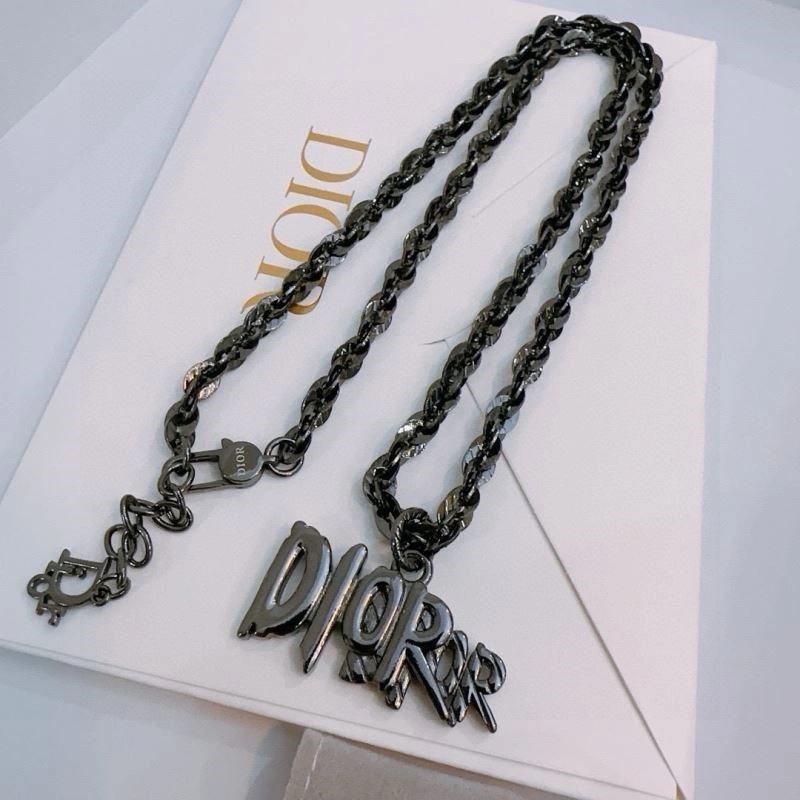Fashionable Christian Dior Necklaces 233735