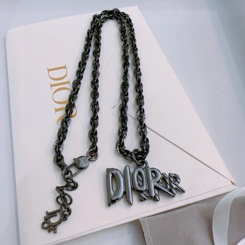 Fashionable Christian Dior Necklaces 233735