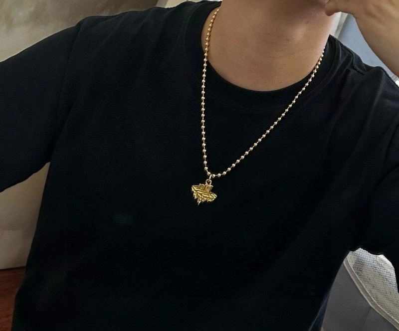 Attractive Christian Dior Necklaces 233732