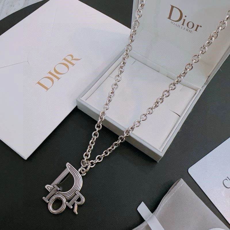 Christian Dior Necklaces Packable 233729
