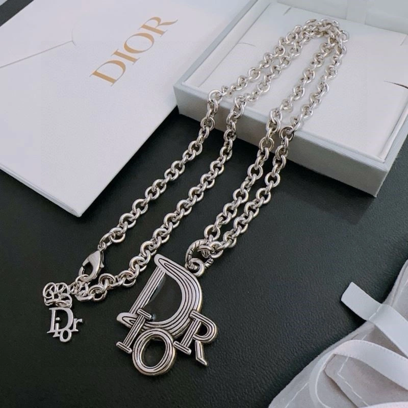 Christian Dior Necklaces Packable 233729