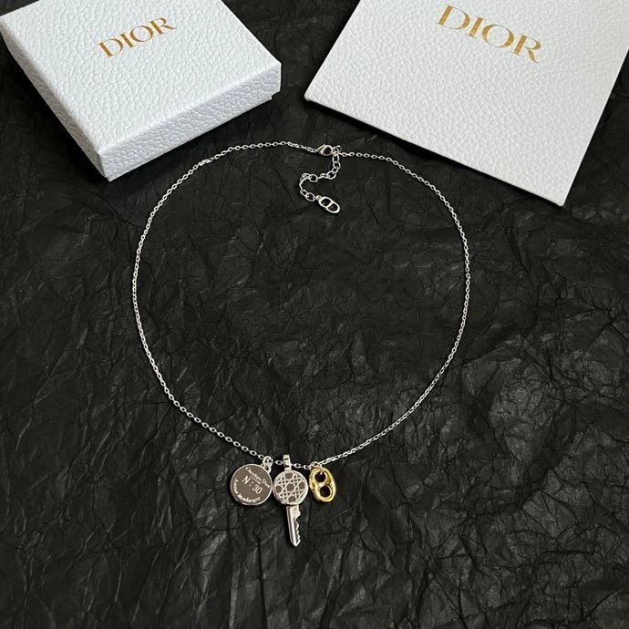Affordable Christian Dior Necklaces 233727