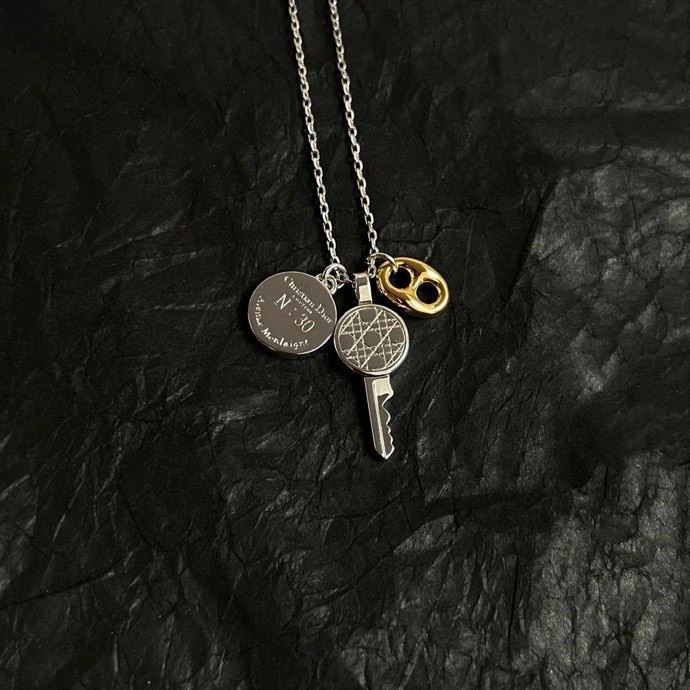 Affordable Christian Dior Necklaces 233727