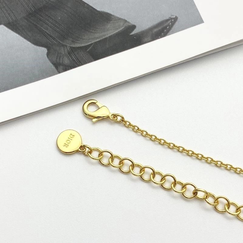 Flexible Christian Dior Necklaces 233391
