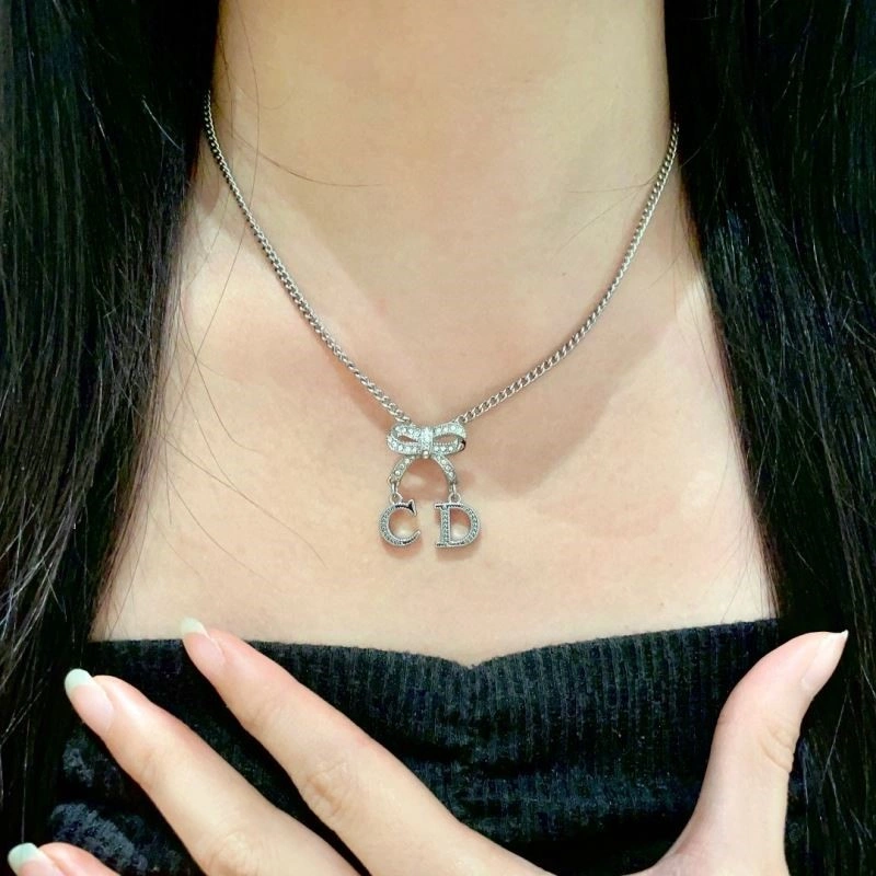 Christian Dior Necklaces Reliable 233433