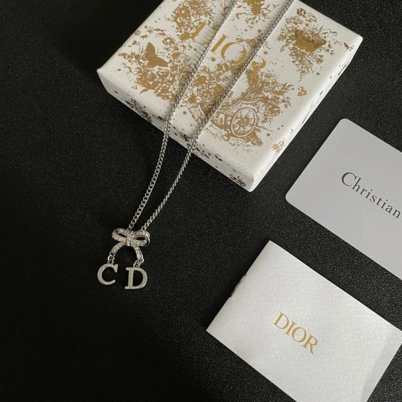 Christian Dior Necklaces Reliable 233433
