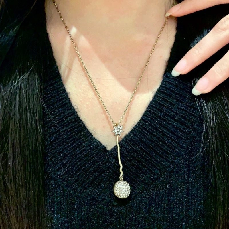 Christian Dior Necklaces Elegant 233401