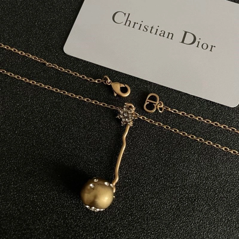 Christian Dior Necklaces Elegant 233401