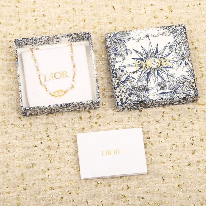 Premium Christian Dior Necklaces 233384
