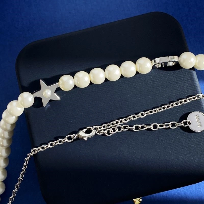 HighPerformance Christian Dior Necklaces 233386