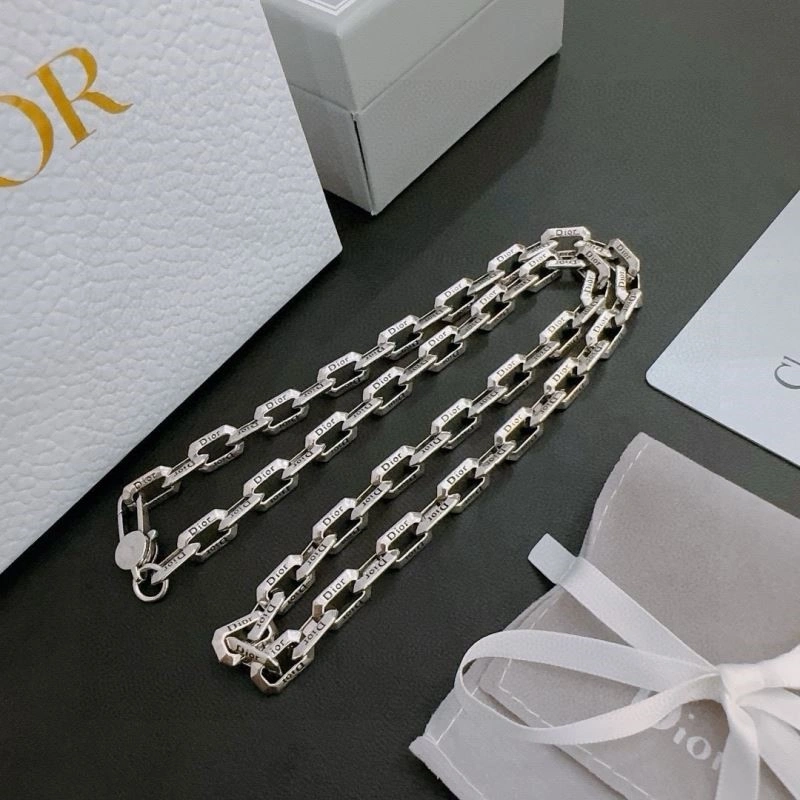 WaterResistant Christian Dior Necklaces 233381