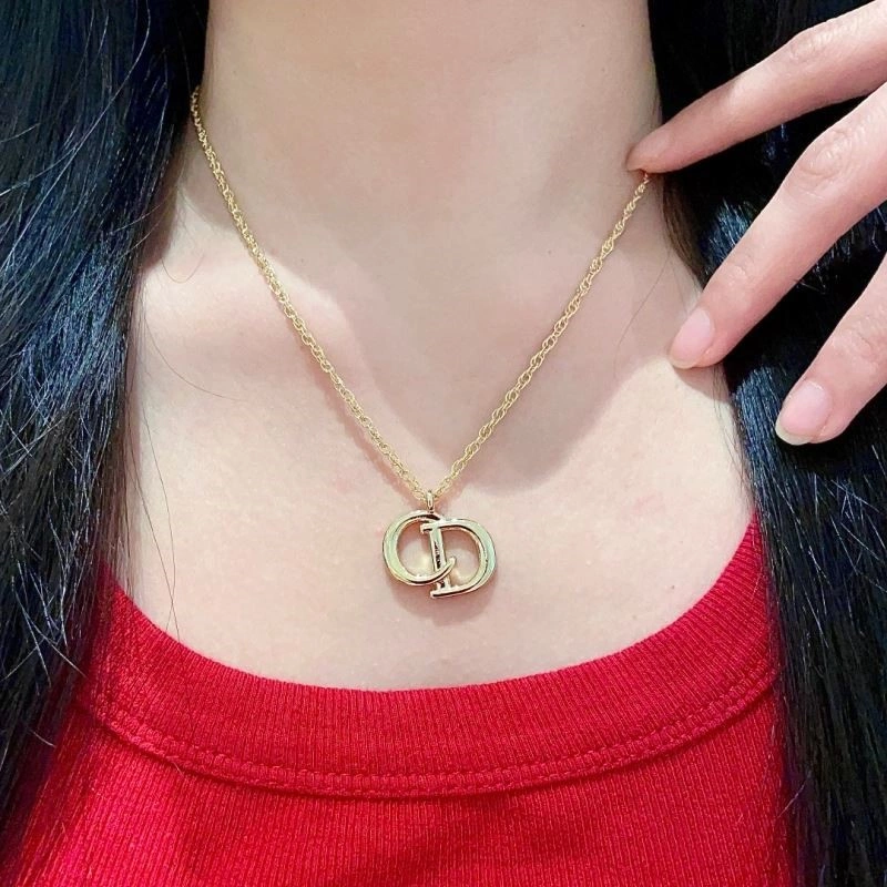 Christian Dior Necklaces TechFriendly 233382