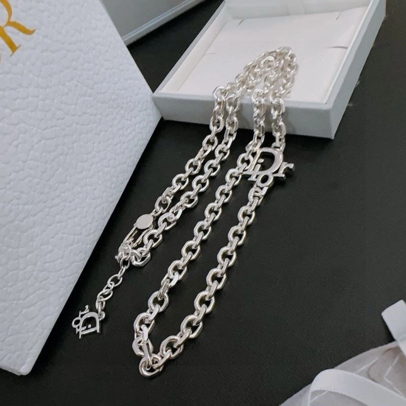 Christian Dior Necklaces UrbanChic 233374
