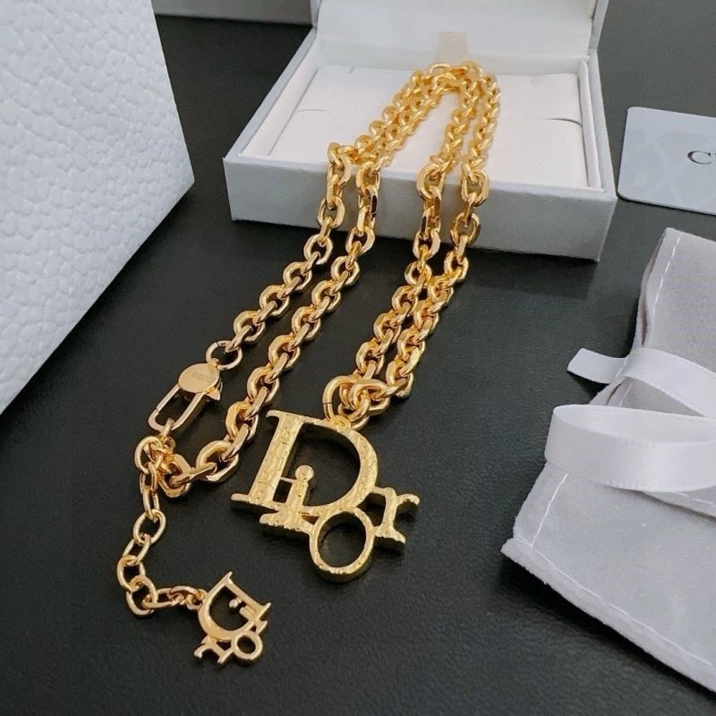 OdorResistant Christian Dior Necklaces 233368