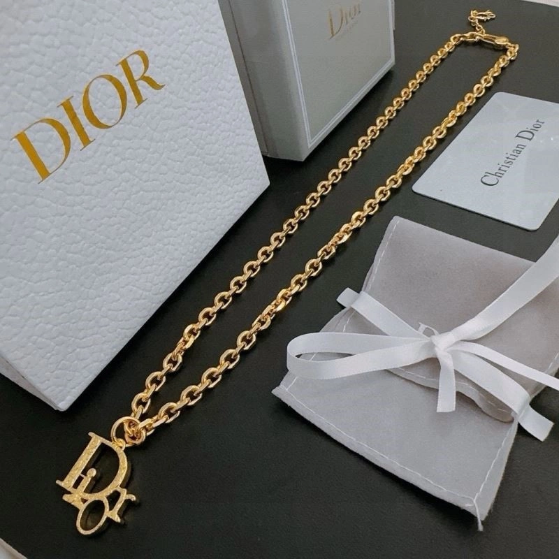 OdorResistant Christian Dior Necklaces 233368