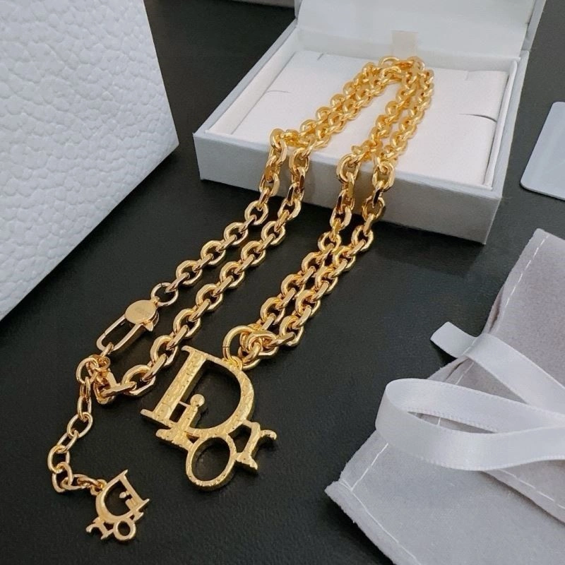 OdorResistant Christian Dior Necklaces 233368