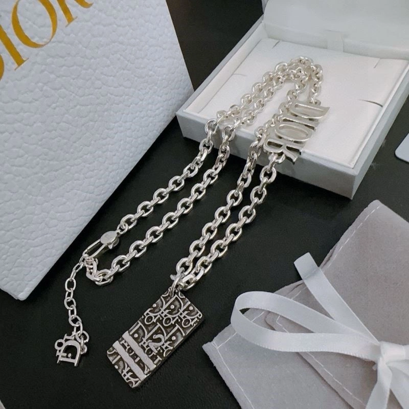 TechFriendly Christian Dior Necklaces 233370