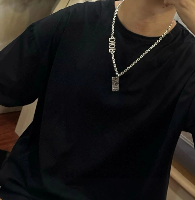 TechFriendly Christian Dior Necklaces 233370
