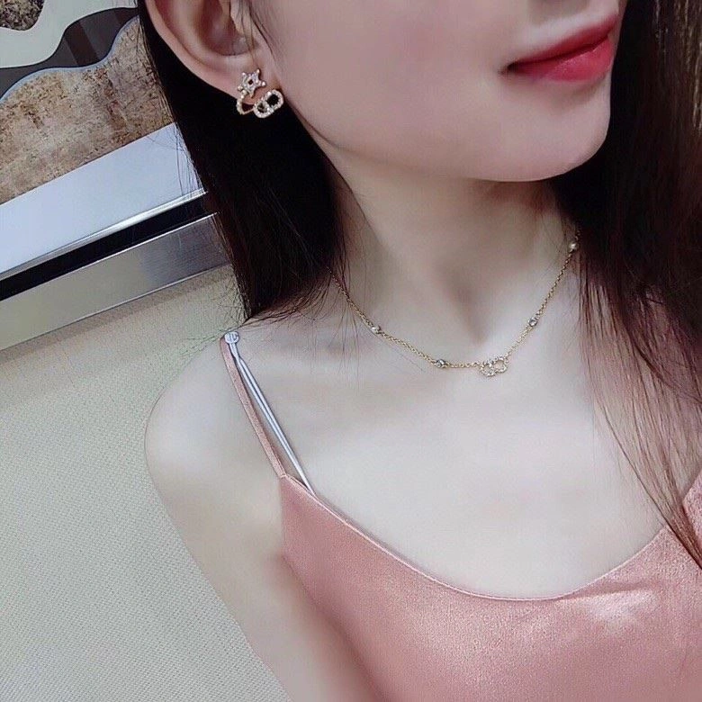 Christian Dior Necklaces Snug 233373