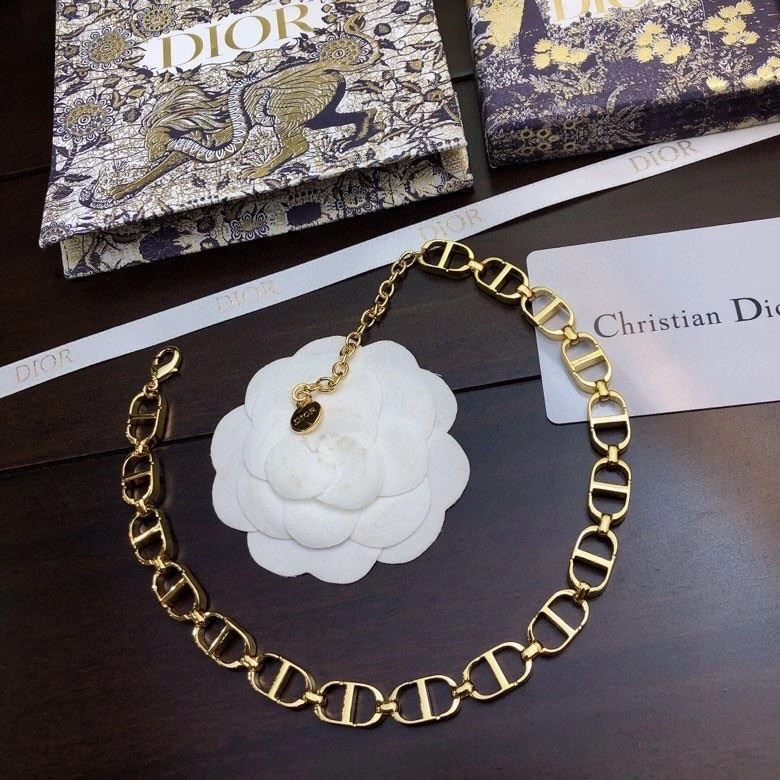 Flexible Christian Dior Necklaces 233353
