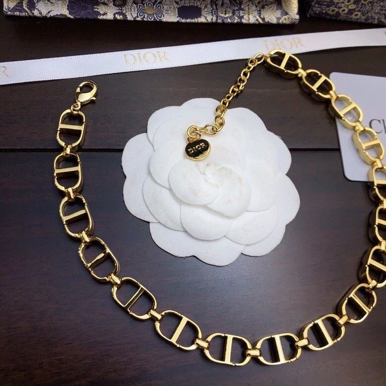 Flexible Christian Dior Necklaces 233353